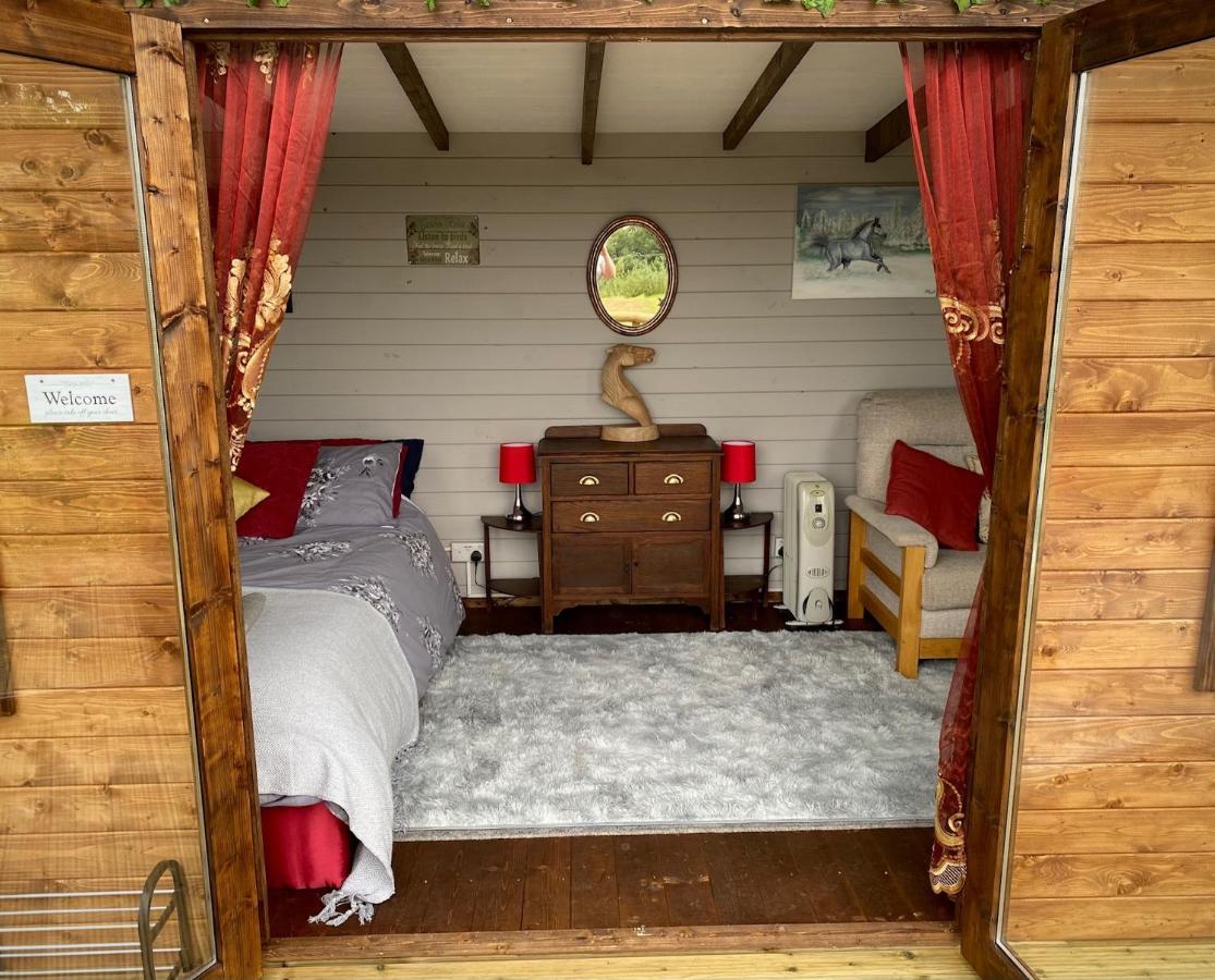 Cherry Tree Glamping Lodge Somerset  Esterno foto