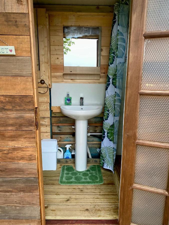 Cherry Tree Glamping Lodge Somerset  Esterno foto