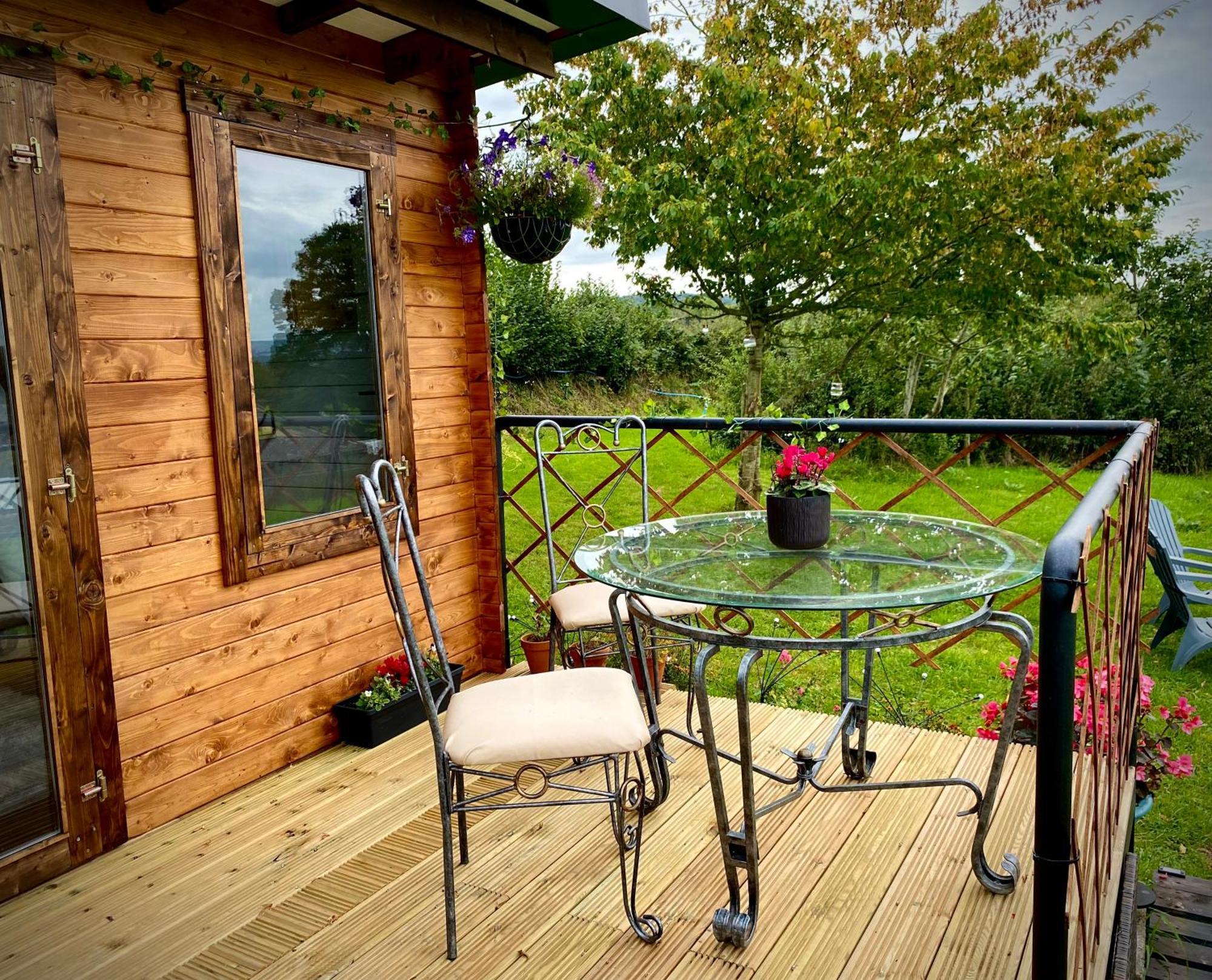 Cherry Tree Glamping Lodge Somerset  Esterno foto