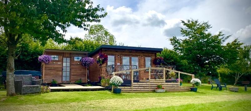 Cherry Tree Glamping Lodge Somerset  Esterno foto
